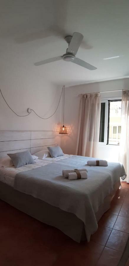 Hostal Sa Posada Set Cales Ciutadella  Exterior foto